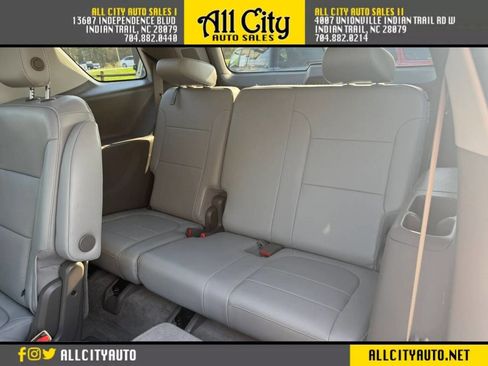 Used 2018 Chevrolet Traverse Premier image 13