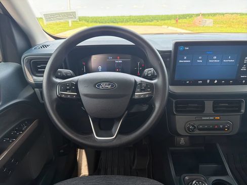 Used 2025 Ford Maverick XL w/ Equipment Group 101A AWD/4WD image 6