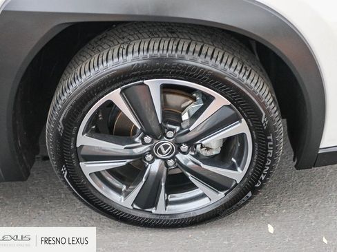 Used 2025 Lexus UX 300h FWD image 8