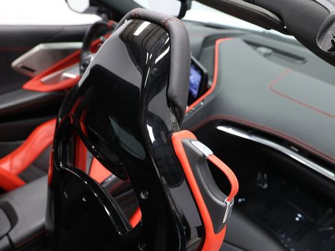 Used 2020 Chevrolet Corvette Stingray Preferred Cpe w/ 2LT Preferred Equipment Group RWD image 86