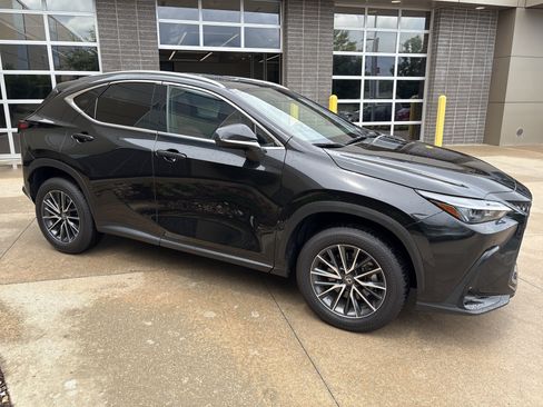 Used 2025 Lexus NX 350 AWD w/ Accessory Package (2T) image 2