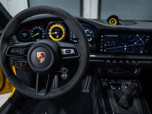 Used 2022 Porsche 911 GT3 RWD image 43