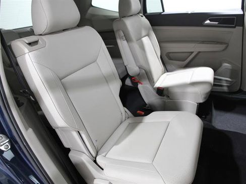 Used 2019 Volkswagen Atlas SEL R-Line image 18