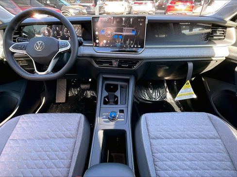 New 2026 Volkswagen Tiguan S image 5