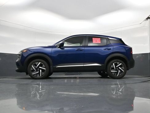 Used 2025 Nissan Kicks SV FWD image 22