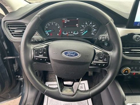 Used 2022 Ford Escape SE w/ Cold Weather Package AWD/4WD image 15