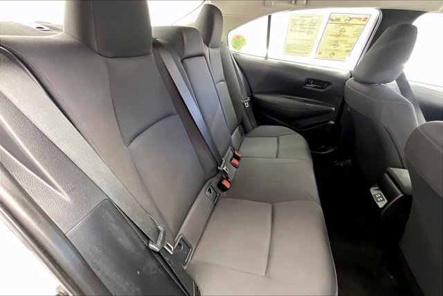 Used 2025 Toyota Corolla LE FWD image 19