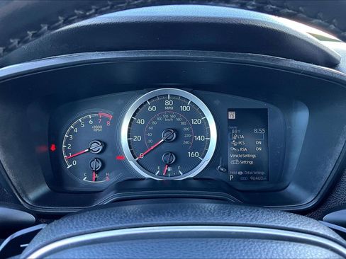 Used 2021 Toyota Corolla SE w/ Carpet Mat Package (TMS) image 20