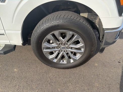 Used 2024 Ford F150 Lariat w/ FX4 Off-Road Package image 6