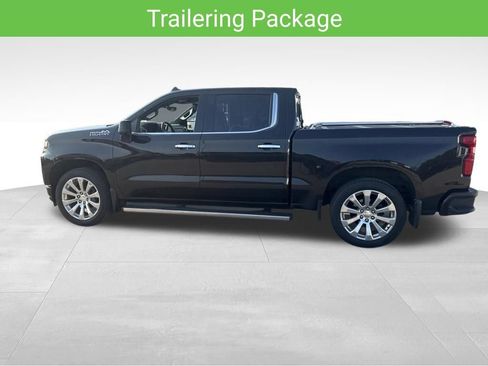 Used 2019 Chevrolet Silverado 1500 High Country w/ Technology Package AWD/4WD image 6