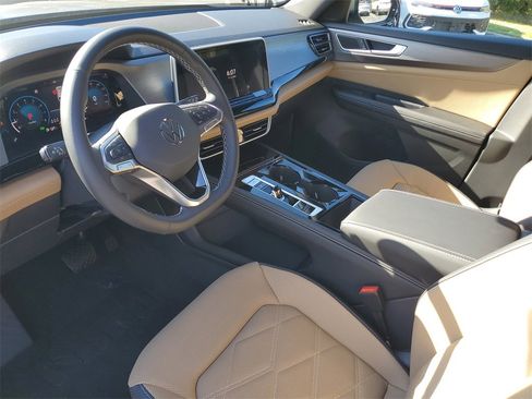 New 2026 Volkswagen Atlas Cross Sport SE image 22