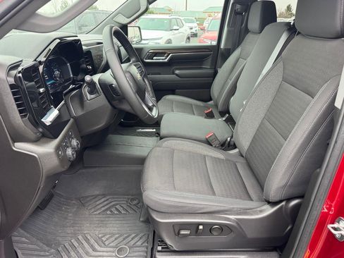 Used 2024 Chevrolet Silverado 1500 LT image 5