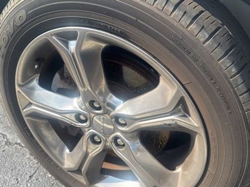 Used 2017 Dodge Journey Crossroad w/ Popular Equipment Group FWD image 12