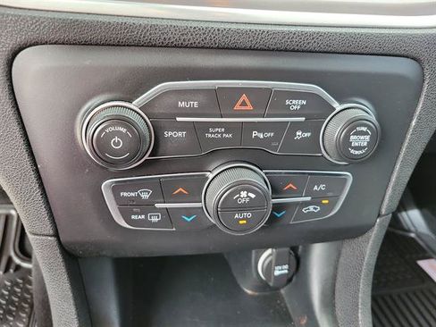 Used 2022 Dodge Charger GT RWD image 17