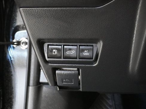 Used 2023 Toyota Prius Prime Premium image 20