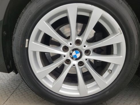 Used 2018 BMW 320i Sedan RWD image 31