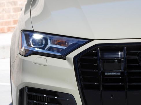 Used 2021 Audi Q7 3.0T Premium Plus AWD/4WD image 49