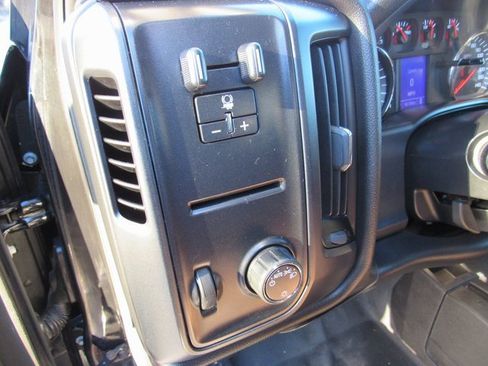 Used 2016 GMC Sierra 3500 Base w/ Sierra Convenience Package image 16