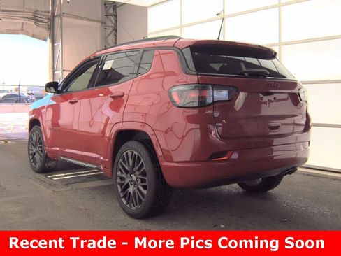 Used 2022 Jeep Compass Limited w/ (RED) Package image 6