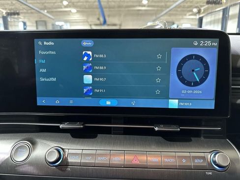 Used 2025 Hyundai Kona SEL AWD/4WD image 11