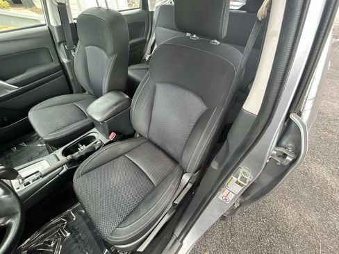 Used 2015 Subaru Forester 2.5i AWD/4WD image 14