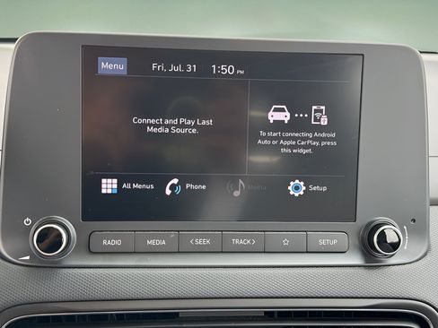 Used 2023 Hyundai Kona SE w/ Cargo Package AWD/4WD image 29