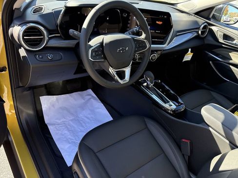 New 2025 Chevrolet Trax ACTIV w/ Driver Confidence Package image 12