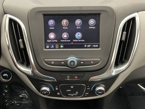 Used 2024 Chevrolet Equinox LS w/ LS Convenience Package image 3