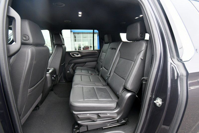 Used 2024 Chevrolet Suburban LT AWD/4WD image 15