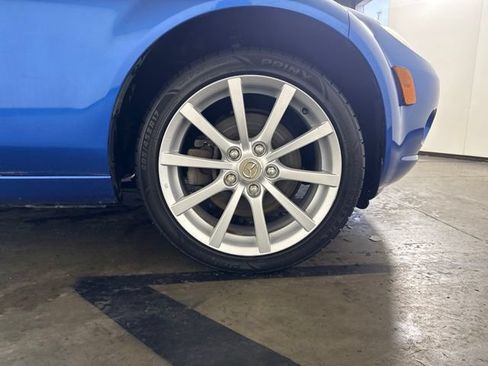 Used 2006 MAZDA MX-5 Miata Grand Touring w/ Premium Pkg RWD image 10