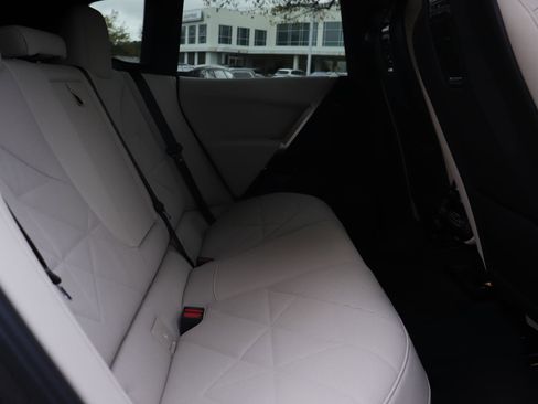 Certified 2026 BMW iX xDrive45 image 21