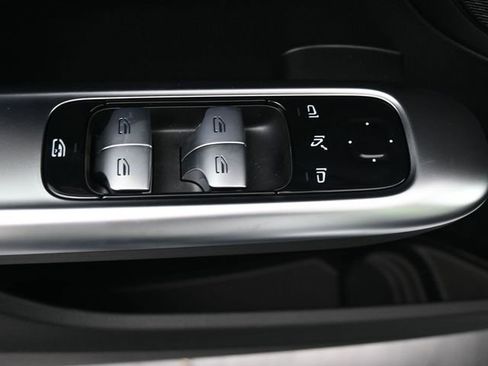 New 2026 Mercedes-Benz C 300 Sedan image 13