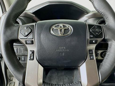 Used 2023 Toyota Tacoma SR5 AWD/4WD image 37