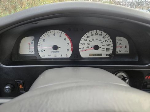 Used 2002 Toyota Tacoma PreRunner image 22