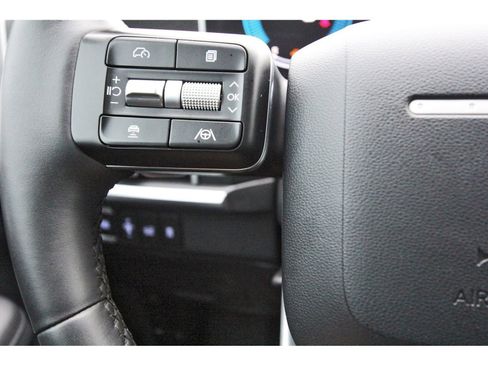 Used 2025 Hyundai Santa Fe SEL image 20