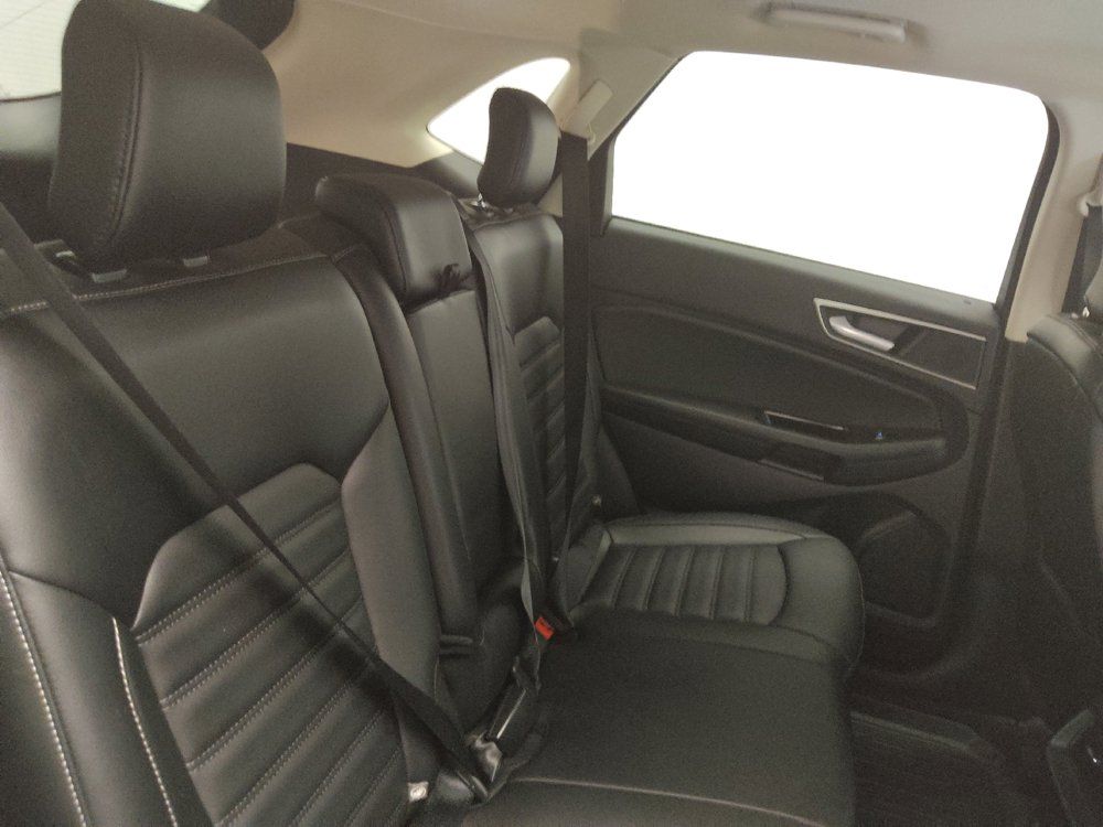 Used 2019 Ford Edge SEL w/ Equipment Group 201A AWD/4WD image 19