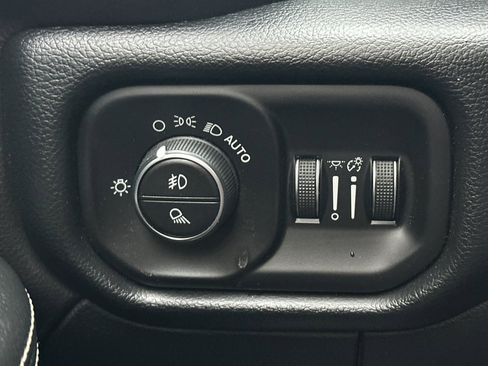 Used 2019 RAM 2500 Big Horn image 34