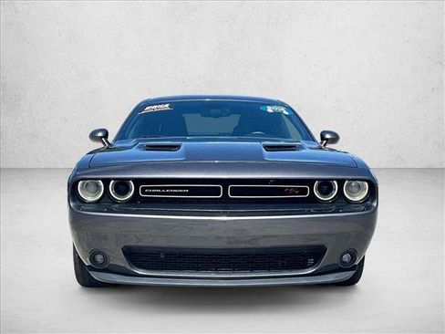 Used 2015 Dodge Challenger R/T w/ Quick Order Package 28B R/T RWD image 3