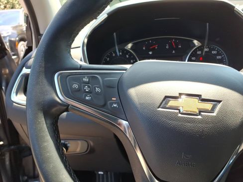 Used 2024 Chevrolet Equinox LT FWD image 22