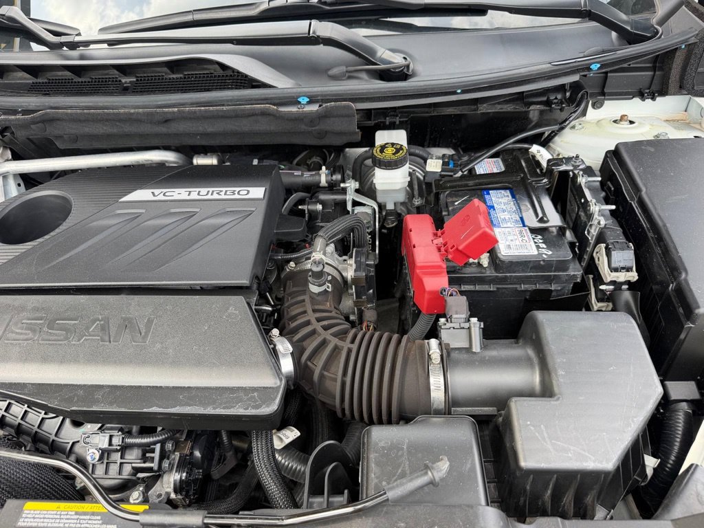 Used 2023 Nissan Rogue Platinum AWD/4WD image 12