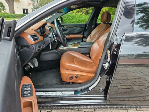 Used 2014 Maserati Ghibli S Q4 image 21