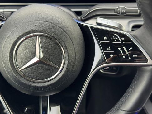 Used 2024 Mercedes-Benz GLS 450 4MATIC image 24