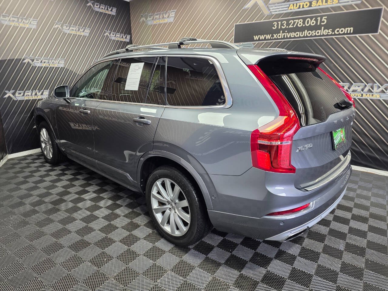 Used 2016 Volvo XC90 T6 Momentum w/ Momentum Plus Package AWD/4WD image 10