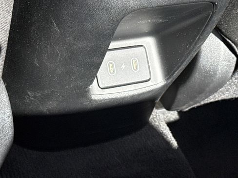 Certified 2025 Hyundai Elantra Sport image 14