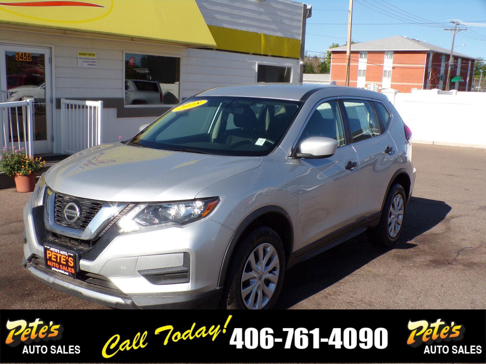 Used 2018 Nissan Rogue S AWD/4WD image 8