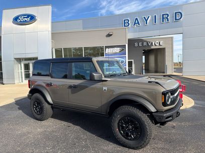 New 2025 Ford Bronco Big Bend w/ Black Diamond Package