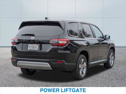 Certified 2024 Honda Pilot EX-L image 7