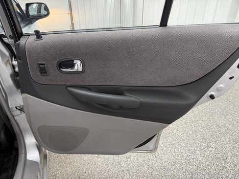 Used 2003 MAZDA Protege LX image 24