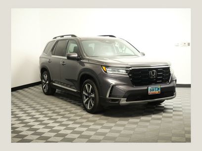 Used 2025 Honda Pilot Touring