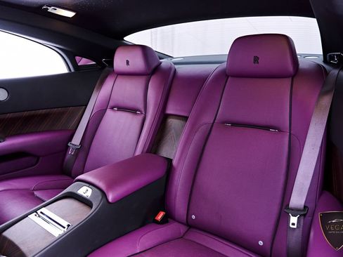 Used 2017 Rolls-Royce Wraith RWD image 57
